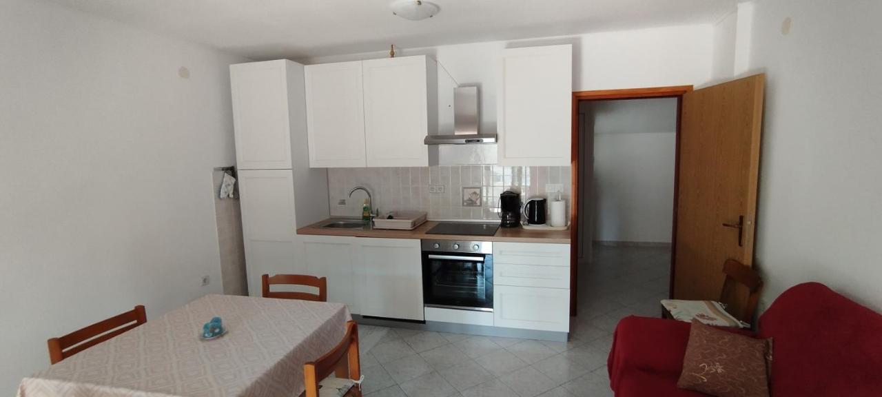 Apartment Kurelic Rab Town Exterior foto