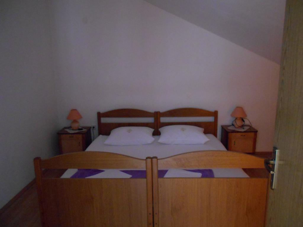 Apartment Kurelic Rab Town Exterior foto
